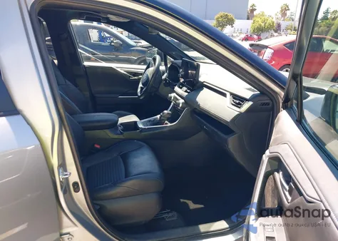 2023 Toyota Rav4 Hybrid Xse from USA, damaged, VIN 4T3E6RFVXPU131812